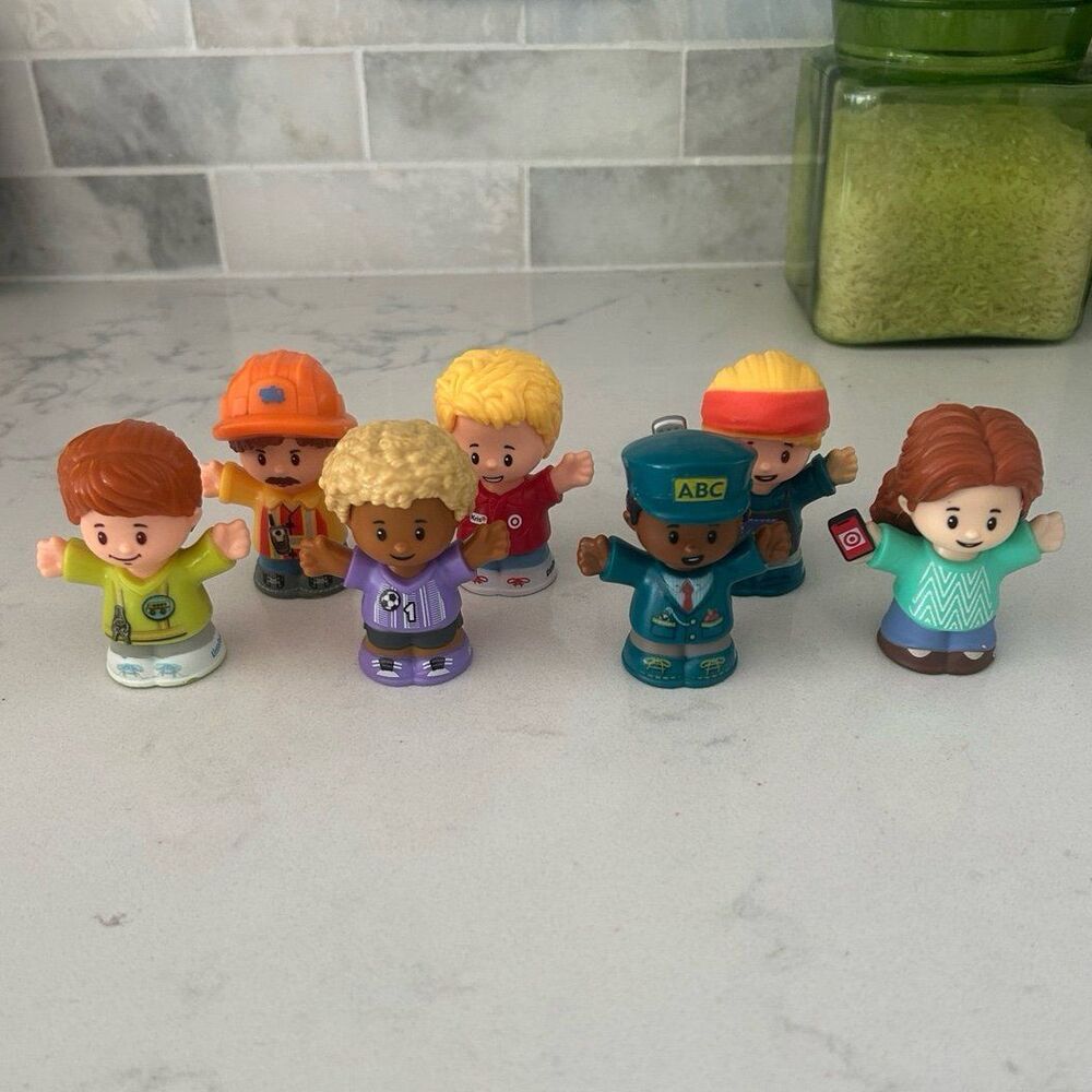 Set of 7 Professional Little People